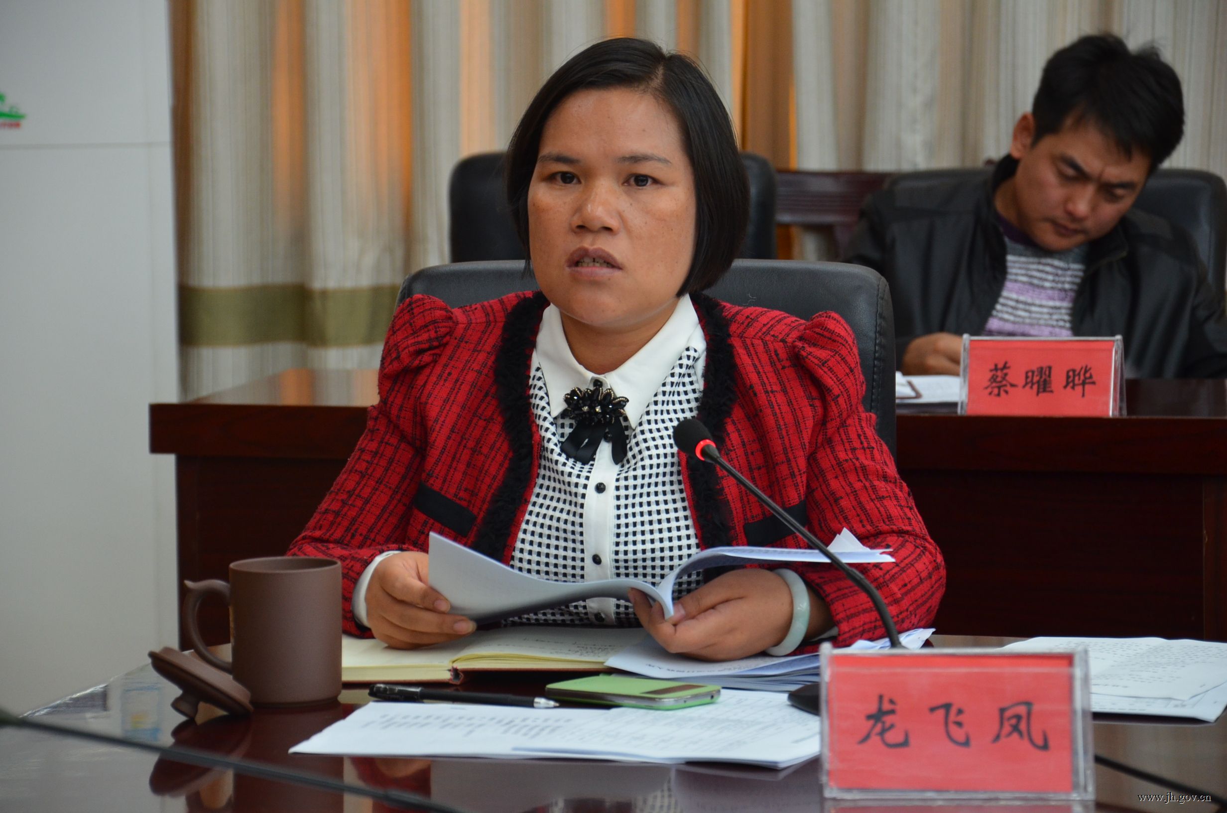 全县重点项目建设调度会召开